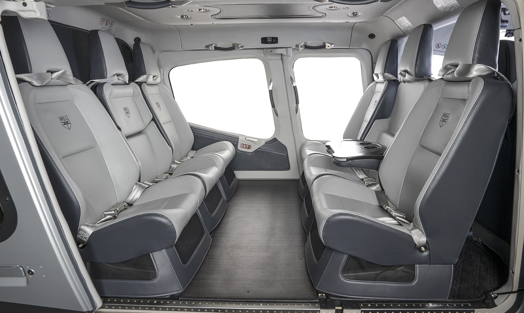 Placeteco propose des pièces d'intérieur d'hélicoptères hautement conçues, offrant confort, sécurité et esthétique pour une expérience de vol exceptionnelle.
